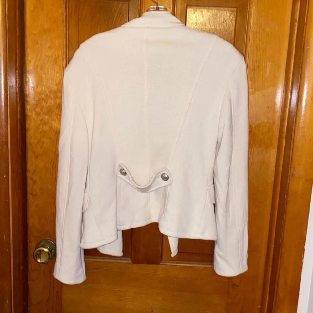 Lightweight jacket - Picture 2 of 2